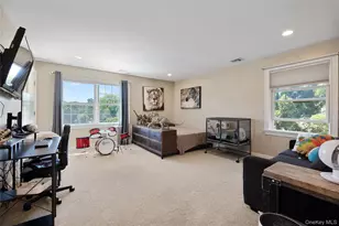 65 W Bayberry Rd, Islip, NY 11751 - Photo 30