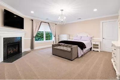 65 W Bayberry Road, Islip, NY 11751 - Photo 28