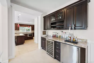 65 W Bayberry Road, Islip, NY 11751 - Photo 20