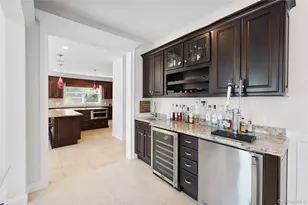 65 W Bayberry Rd, Islip, NY 11751 - Photo 20