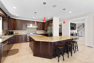 65 W Bayberry Rd, Islip, NY 11751 - Photo 16
