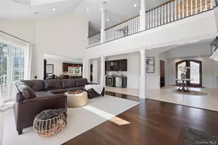 65 W Bayberry Rd, Islip, NY 11751 - Photo 12
