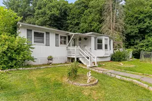 2296 Crompond Rd, Cortlandt Manor, NY 10567 - Photo 2