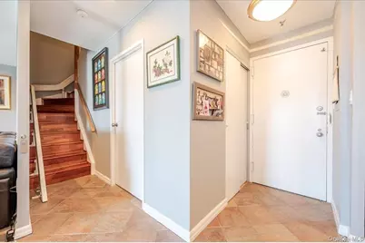 100 W Broadway #7Jj, Long Beach, NY 11561 - Photo 6