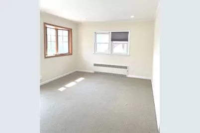 307 Magnolia Boulevard #Upper, Long Beach, NY 11561 - Photo 4