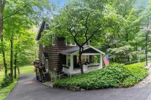28 Inningwood Rd, Ossining, NY 10562 - Photo 2