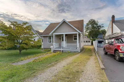 16 Oak Terrace, Suffern, NY 10901 - Photo 2