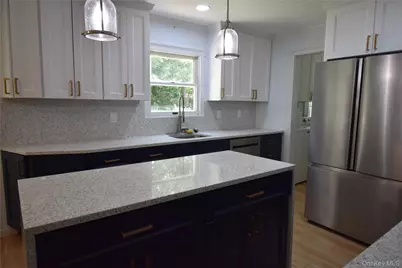 8 Long Meadow Place, South Setauket, NY 11720 - Photo 6