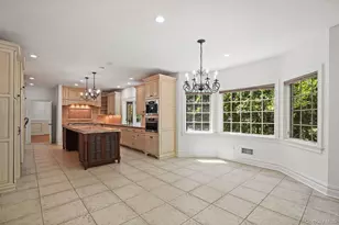 193 Saxon Woods Rd, Scarsdale, NY 10583 - Photo 22