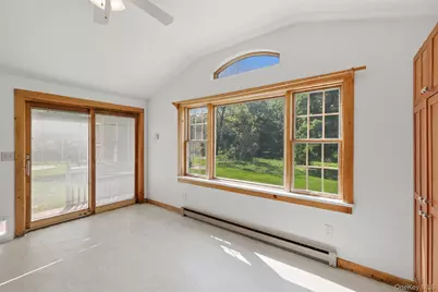 261 Sawdust Avenue, Cottekill, NY 12419 - Photo 8