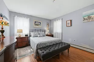 480 Sleepy Hollow Dr, Shirley, NY 11967 - Photo 8