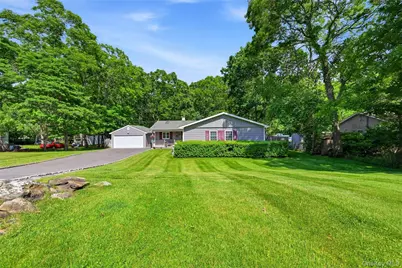 480 Sleepy Hollow Drive, Shirley, NY 11967 - Photo 2