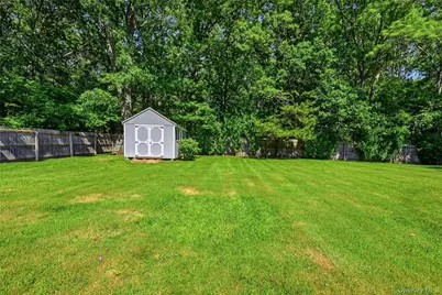 480 Sleepy Hollow Drive, Shirley, NY 11967 - Photo 28