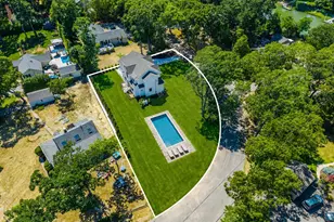 1700 Smith Dr S, Southold, NY 11971 - Photo 32