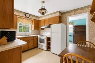 968 Glenwood Rd, West Hempstead, NY 11552 - Photo 10