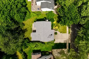 968 Glenwood Rd, West Hempstead, NY 11552 - Photo 2