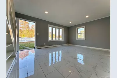 100 Wheeler Road, Central Islip, NY 11722 - Photo 4