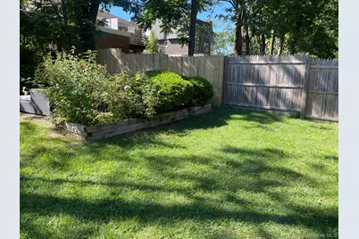 14 Linden Street, Great Neck, NY 11021 - Photo 10