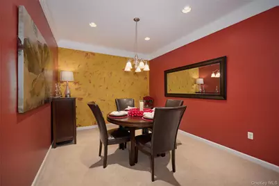 7 Bainbridge Place #404, Newburgh, NY 12550 - Photo 10