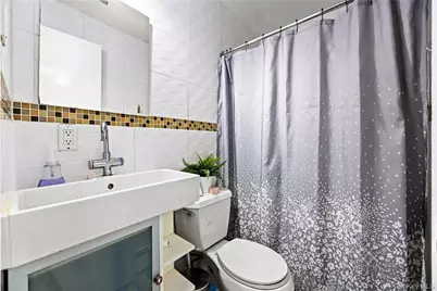 6907 Little Neck Parkway, Glen Oaks, NY 11004 - Photo 20