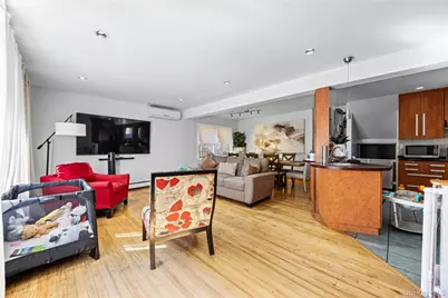 6907 Little Neck Parkway, Glen Oaks, NY 11004 - Photo 4