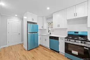 142-06 116th Ave, Jamaica, NY 11436 - Photo 4