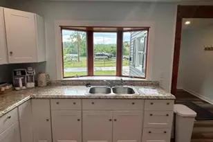 166 1st St, Kingston, NY 12401 - Photo 6