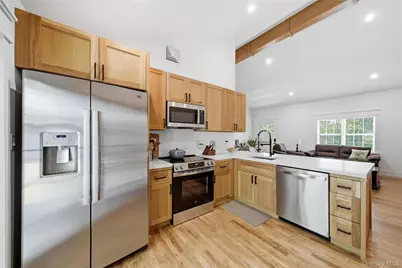 291 Locust Drive, Rocky Point, NY 11778 - Photo 10