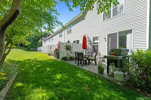 213 Windward Ct N, Port Jefferson, NY 11777 - Photo 30