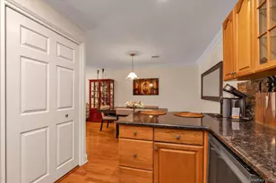 150 I U Willets Rd, Albertson, NY 11507 - Photo 12