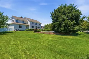 2 Mercedes Ct, Patchogue, NY 11772 - Photo 34