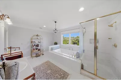 2 Mercedes Court, Patchogue, NY 11772 - Photo 24