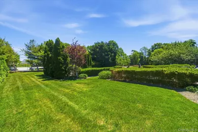 2 Mercedes Court, Patchogue, NY 11772 - Photo 40