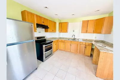 [Address not provided], Freeport, NY 11520 - Photo 2