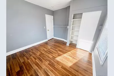 [Address not provided], Freeport, NY 11520 - Photo 4
