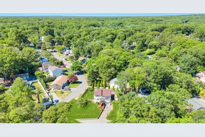 14 Cherry Road, Rocky Point, NY 11778 - Photo 4