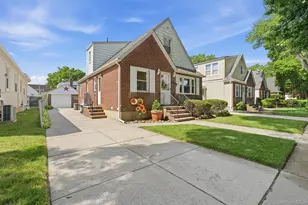246-16 86th Rd, Bellerose, NY 11426 - Photo 2