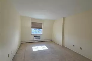 12-29 Diane Pl, Bayside, NY 11360 - Photo 14