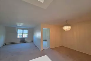 12-29 Diane Pl, Bayside, NY 11360 - Photo 4