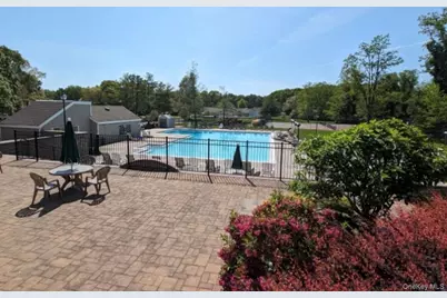 1 Thrush Path, Coram, NY 11727 - Photo 26