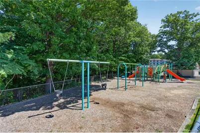 425 Sierra Vista Lane, Valley Cottage, NY 10989 - Photo 20