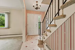 133 Westlake Dr, Valhalla, NY 10595 - Photo 8