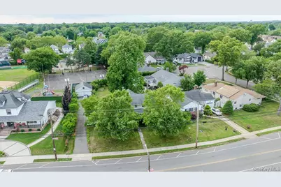 49 Hempstead Avenue, Malverne, NY 11565 - Photo 16