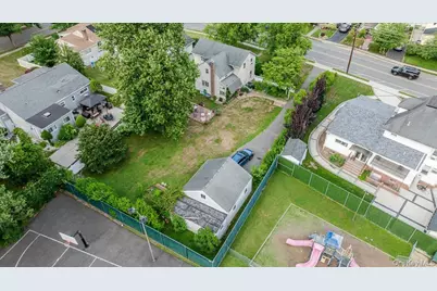 49 Hempstead Avenue, Malverne, NY 11565 - Photo 12