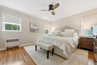 33 Pell Terrace, Garden City, NY 11530 - Photo 16