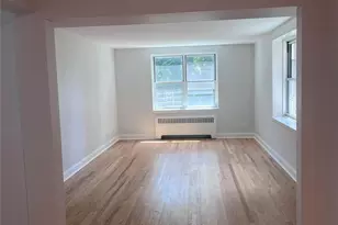 280 Collins Ave, Mount Vernon, NY 10552 - Photo 12