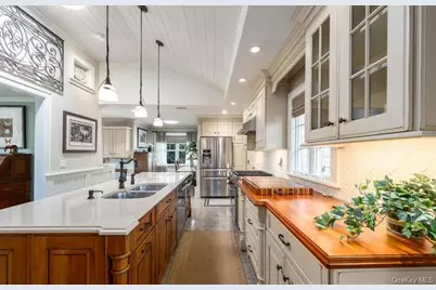 2300 Glenn Road, Southold, NY 11971 - Photo 8