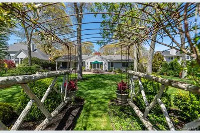 2300 Glenn Road, Southold, NY 11971 - Photo 30