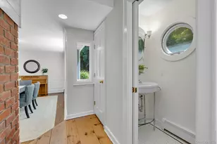 14 Hawks Nest Rd, Stony Brook, NY 11790 - Photo 10
