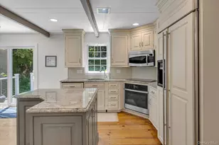 14 Hawks Nest Rd, Stony Brook, NY 11790 - Photo 8
